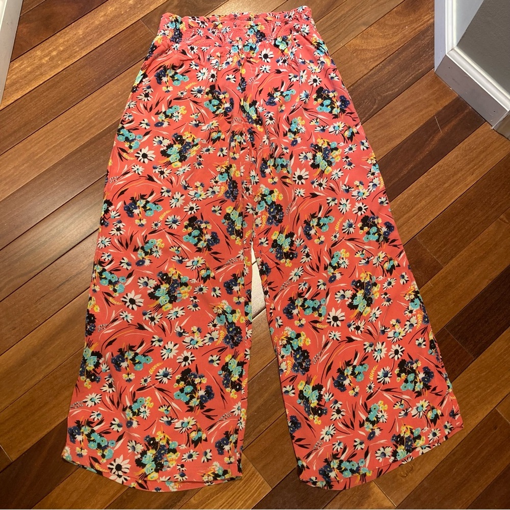 L’amour Palazzo Pants Women Coral Pink Floral Flowy Size L ACTUAL Small/Medium